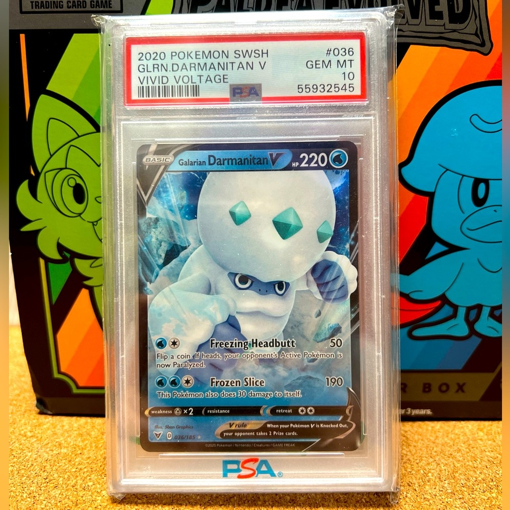 Pokemon Galarian Darmantian V - Vivid Voltage - 036/185 - PSA 10